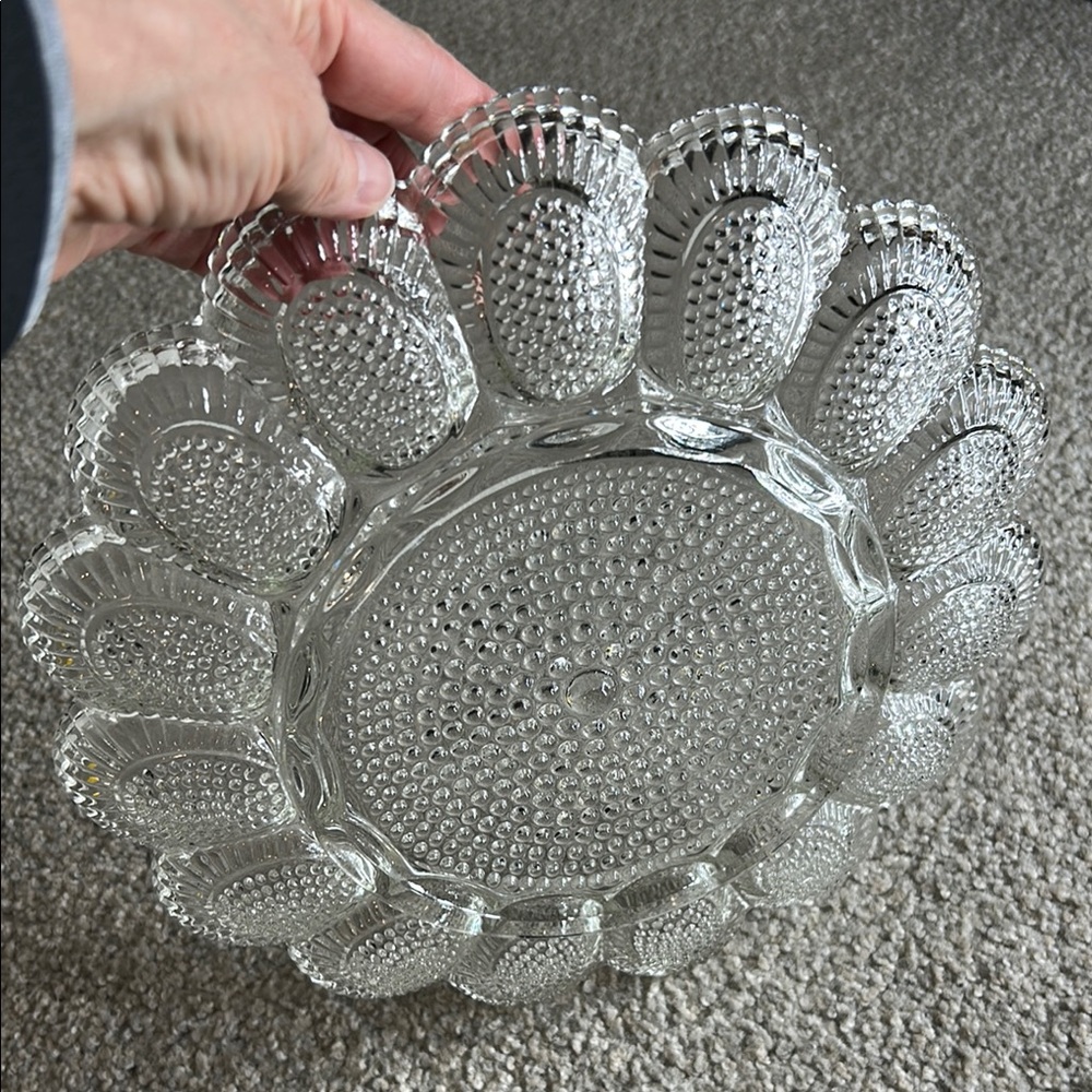 Vintage 1960 Indiana Glass Deviled Egg Tray - Picture 3 of 4